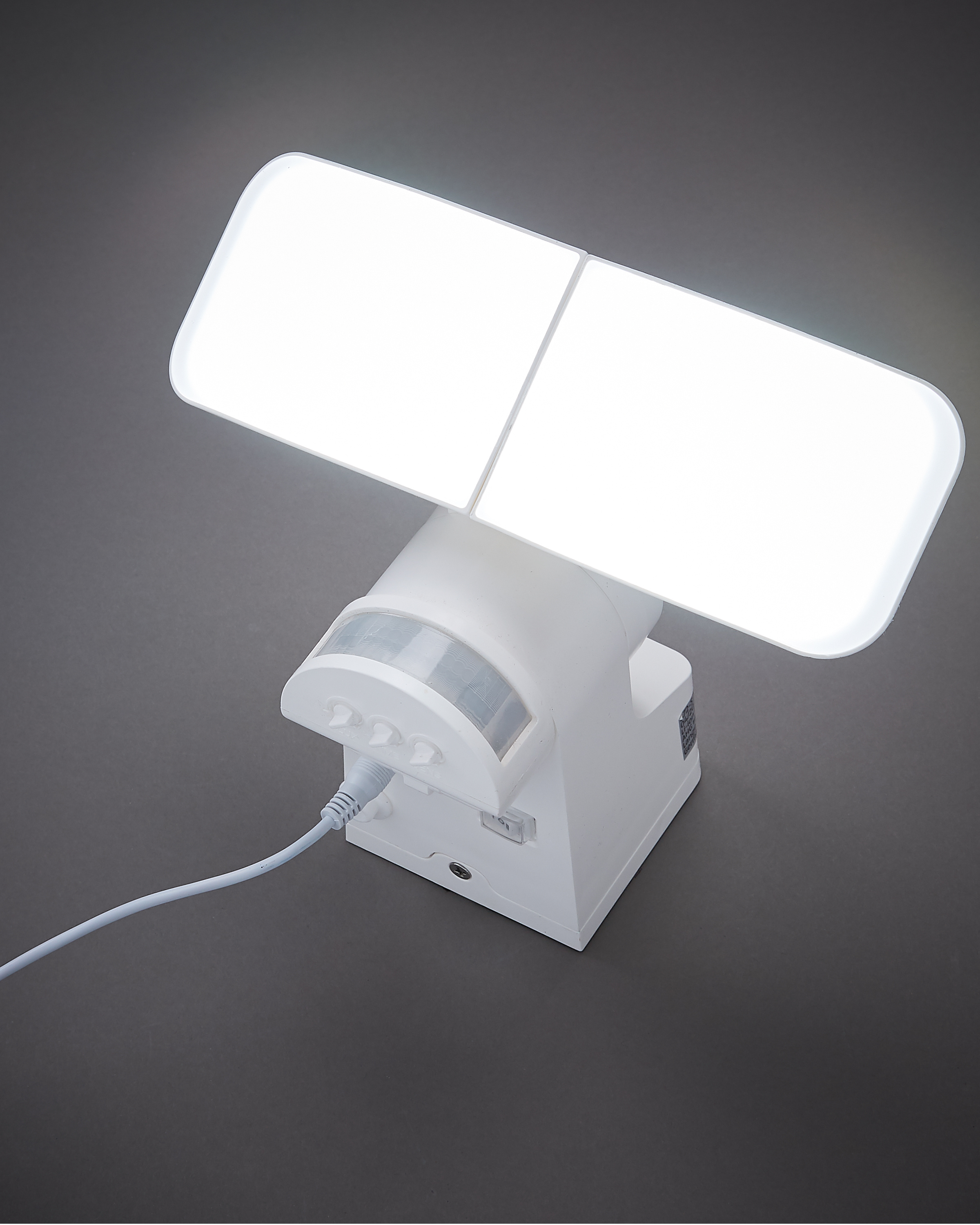 Lightway Solar Outdoor Spotlight ALDI UK